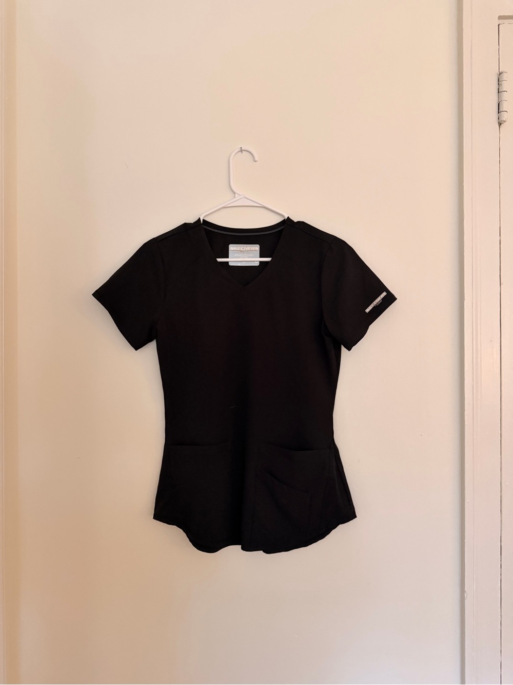 Skechers Women's Black V-Neck Short Sleeve Scrub Top and Pants